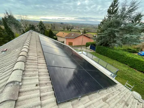 Centrale Solaire de 6 kWc avec Optimisation de Chauffage à Culin