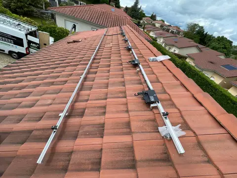 Installation Solaire à Roche (38) : Une Centrale Photovoltaïque de 4,5 kWc