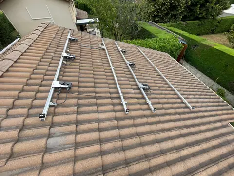 Installation panneaux photovoltaïque à St-Alban-de-Roche (38)