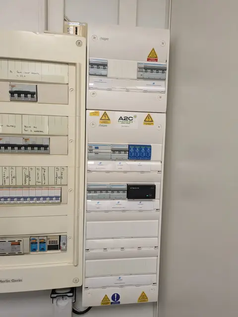 Installation photovoltaïque pour un professionnel à Nivolas-Vermelle (38)