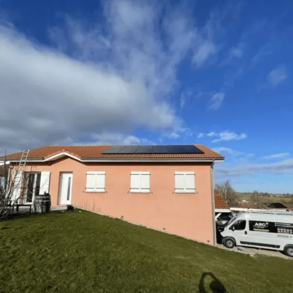 Panneaux photovoltaïque sur un toit
