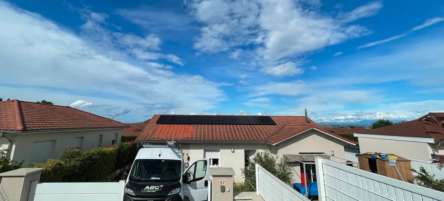 Installation Solaire à Roche (38) : Une Centrale Photovoltaïque de 4,5 kWc