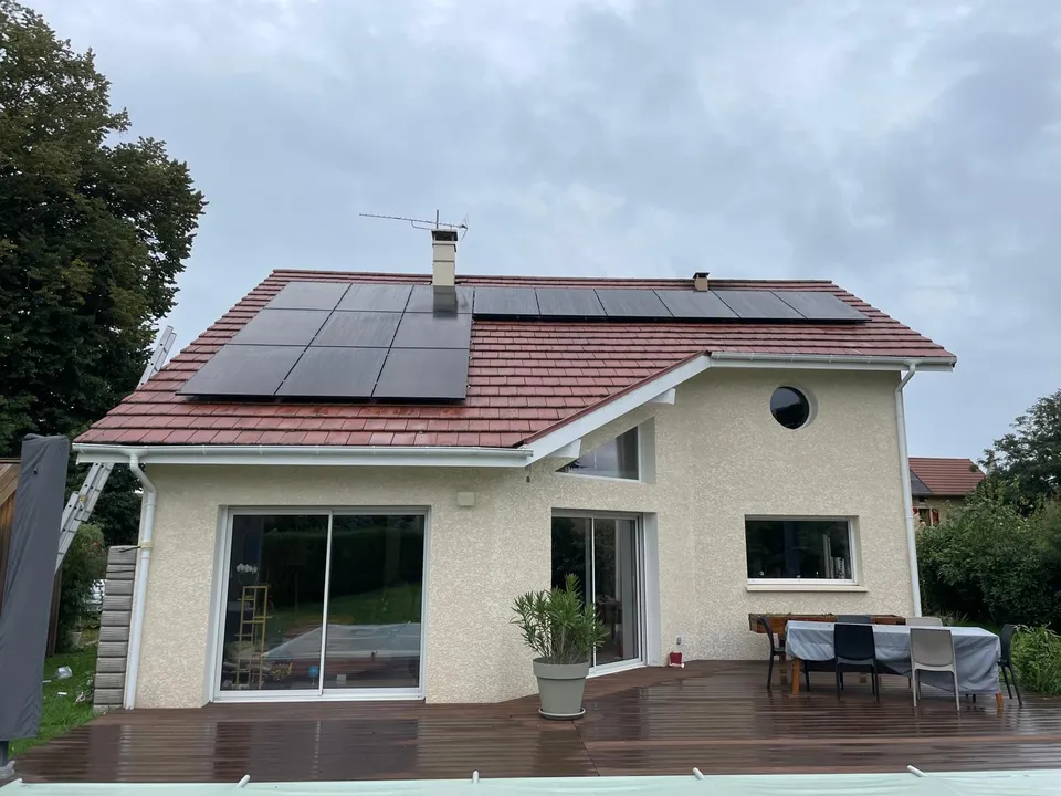 Nouvelle installation photovoltaïque à Saint-Hilaire-de-Brens (38)