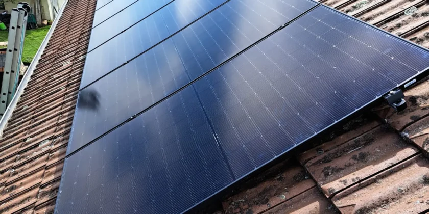 Installation d’une centrale photovoltaïque à Chèzeneuve