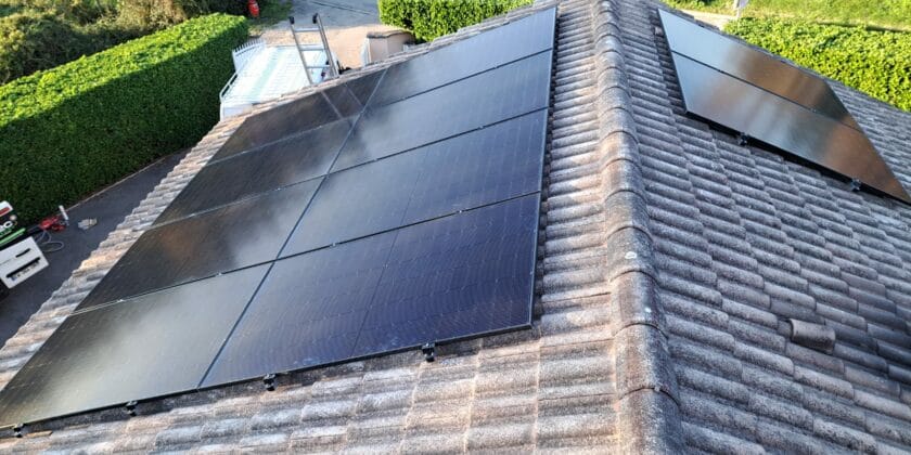 Installation d’une centrale photovoltaïque à Meyrieu Les Etangs