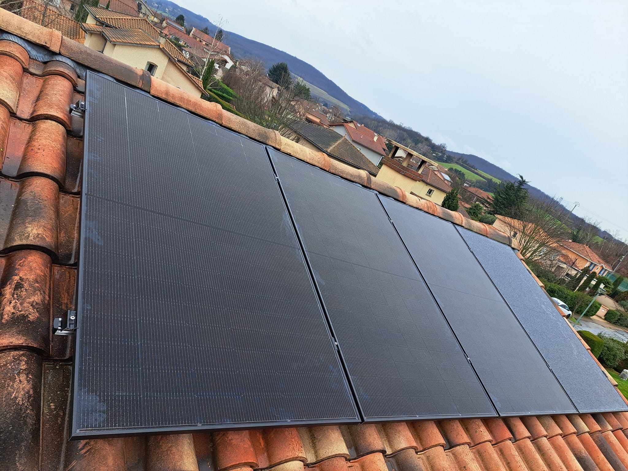Panneaux photovoltaïque sur un toit
