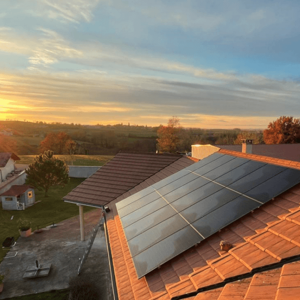 18 panneaux photovoltaïque Installation photovoltaïque à Succieu