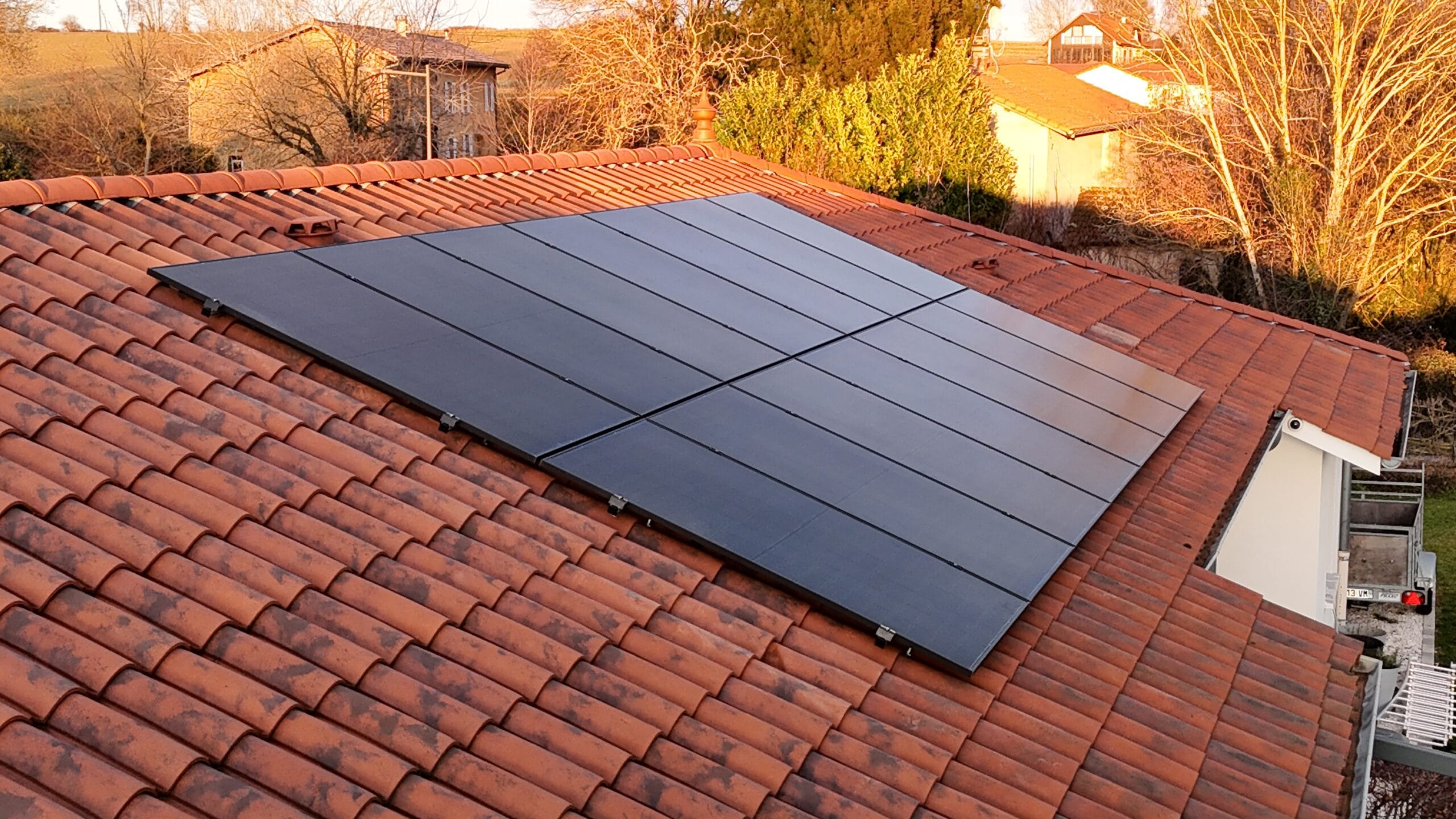 Panneaux photovoltaïque sur un toit
