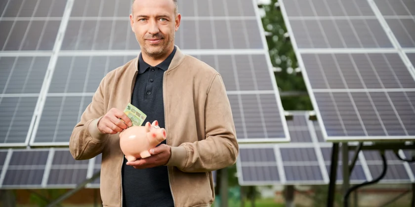 Tarifs de rachat EDF OA 2025 : Prix, Primes et Astuces pour bien vendre votre électricité solaire