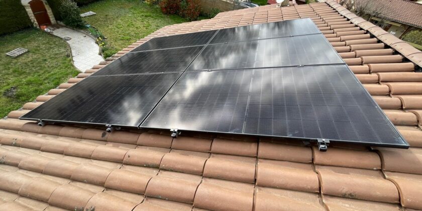 Installation Solaire à Saint-Alban-de-Roche (38) : Performance et Satisfaction 5 Étoiles