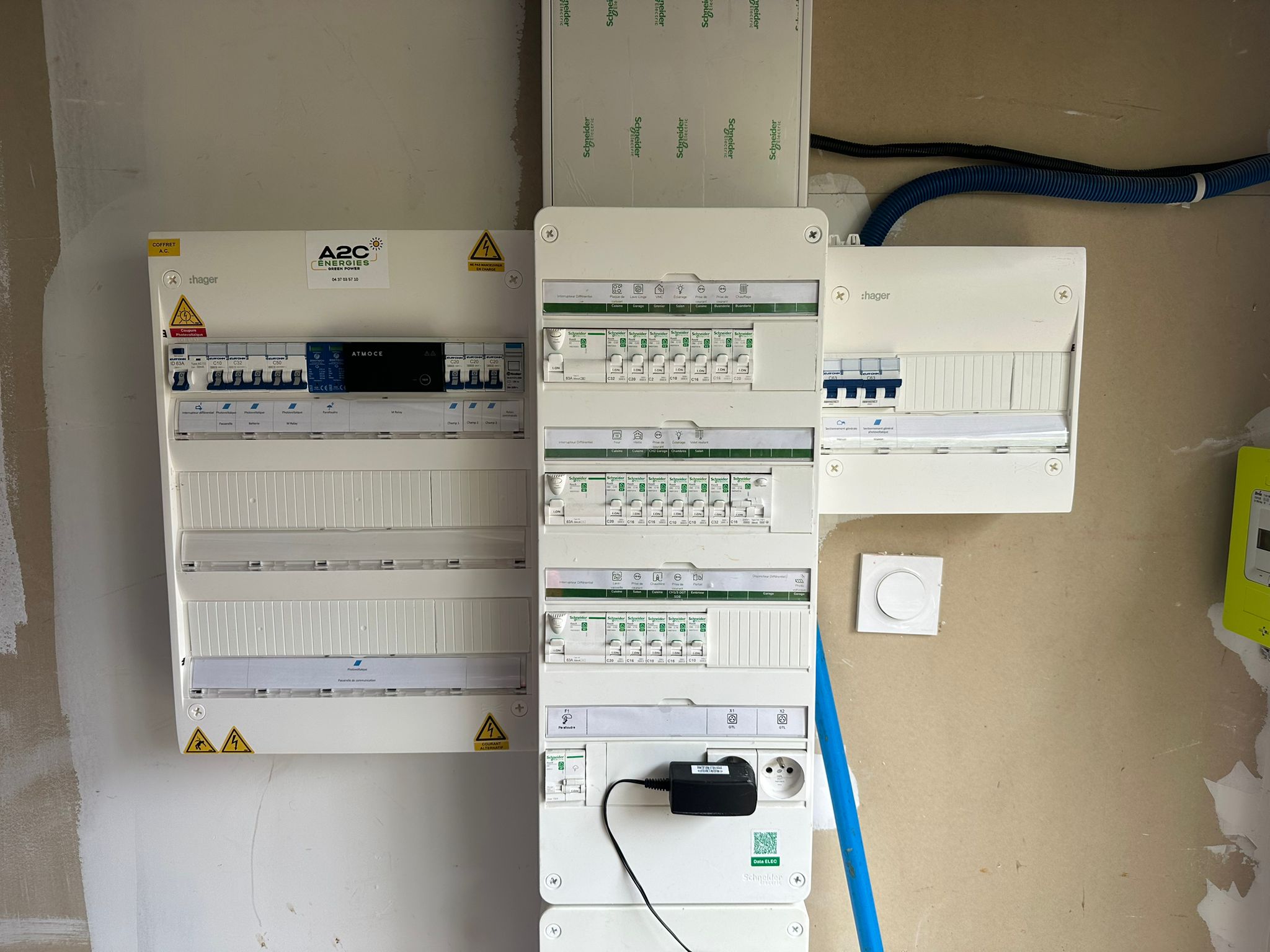 Installation solaire 4,5 kWc à Roche par A2C Énergies.